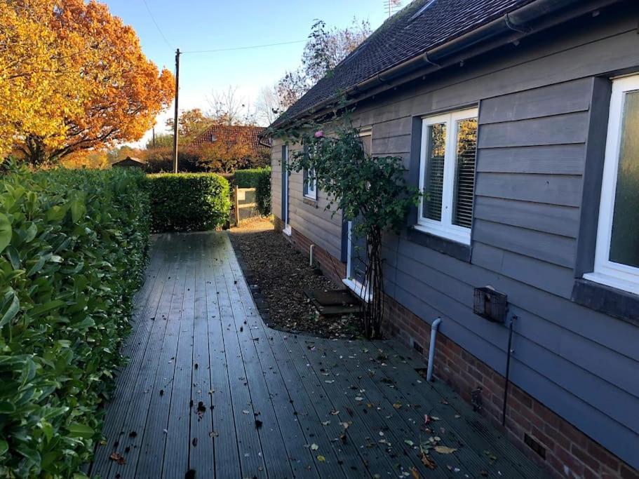 Converted Countryside Barn Inkpen Exteriér fotografie